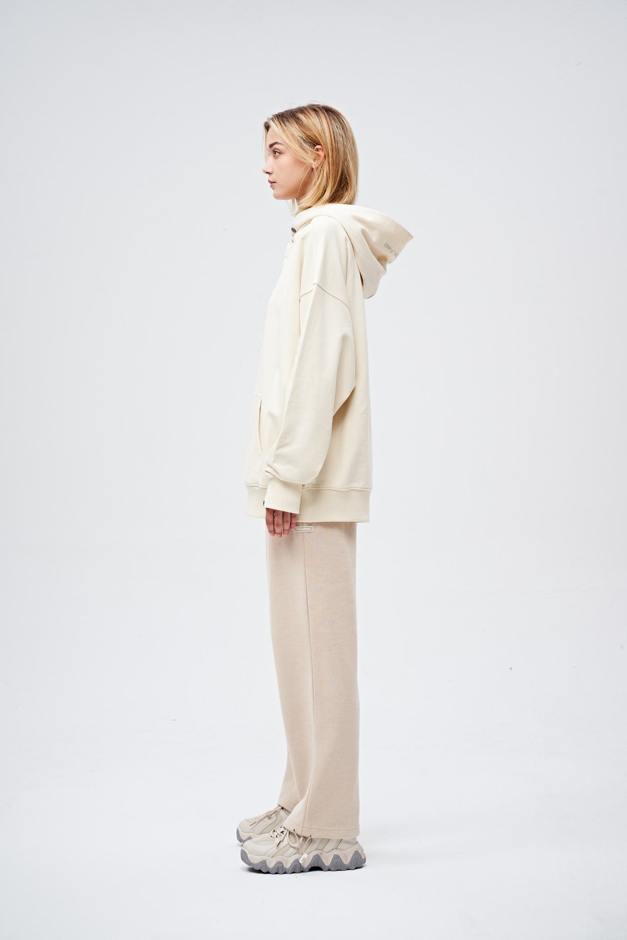 VIP Sale- 90s Vintage Two Seasons Hoodie Cream