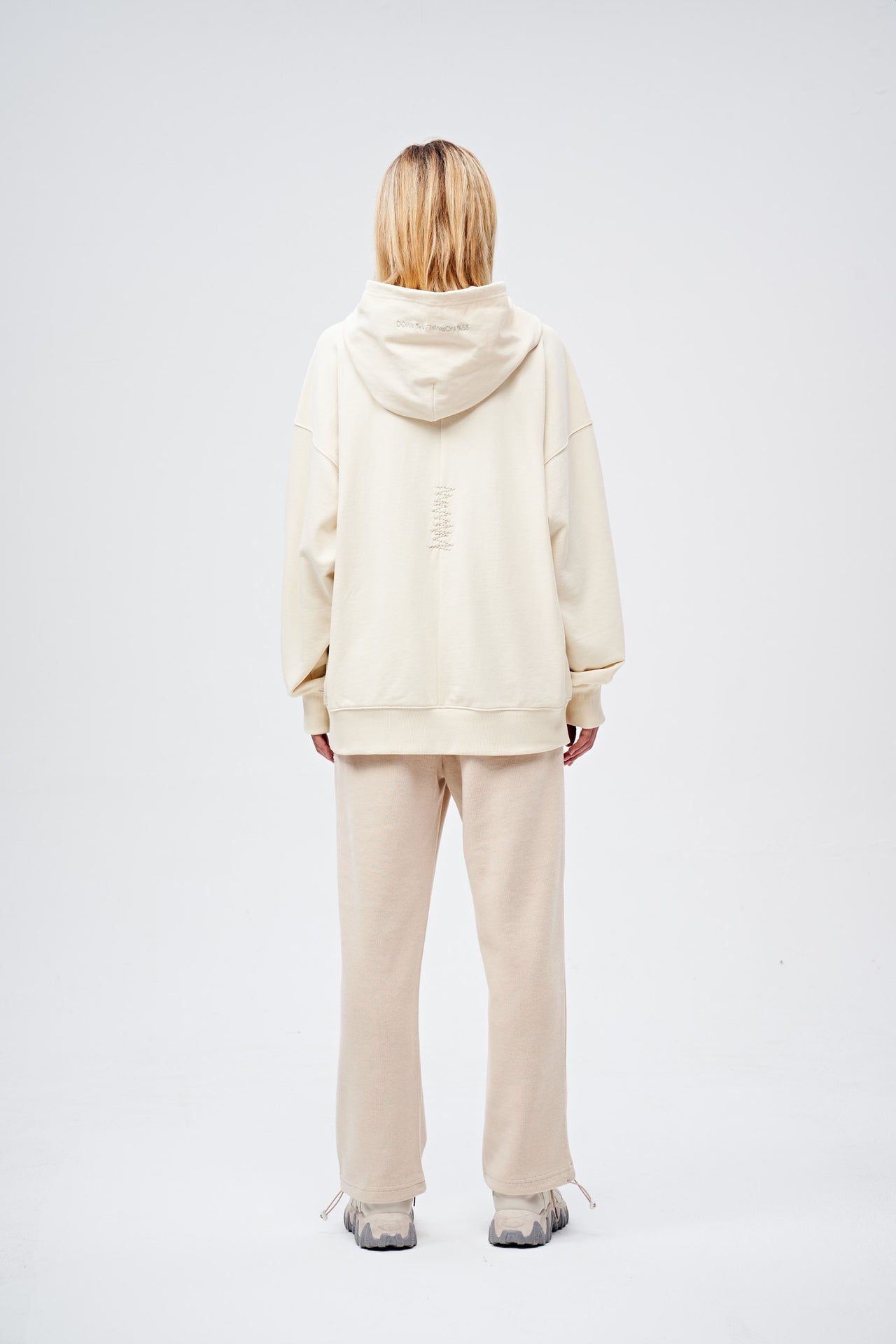 VIP Sale- 90s Vintage Two Seasons Hoodie Cream