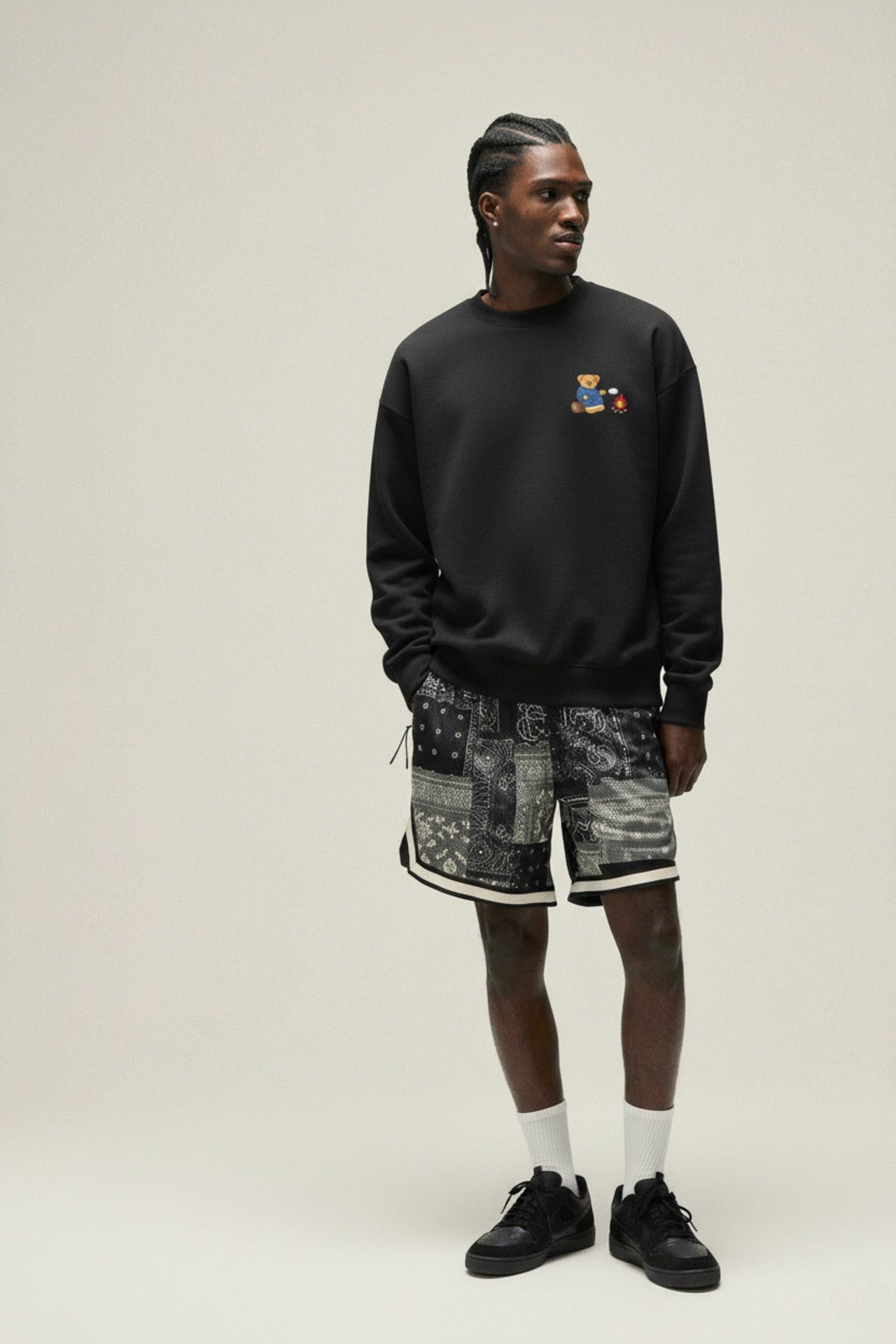 Amoo Campfire Bear Men’s Sweatshirt