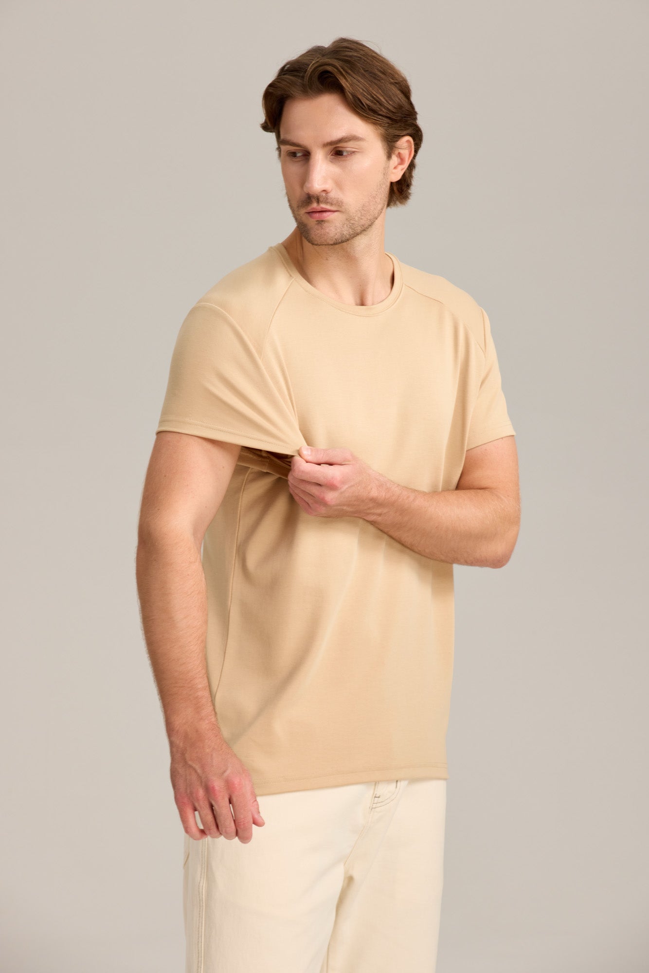 Men's "Broader" T-shirt - Transform Your Fit – Instantly