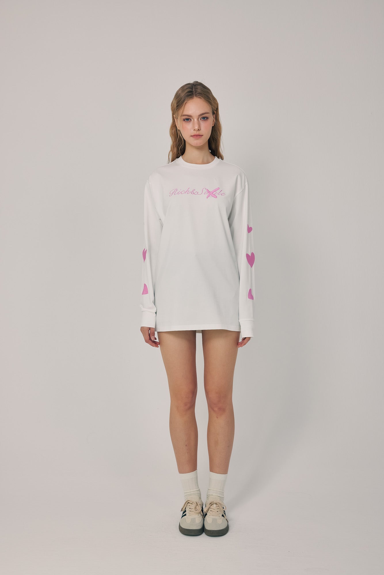 Rich & Single Signature Chic Tee