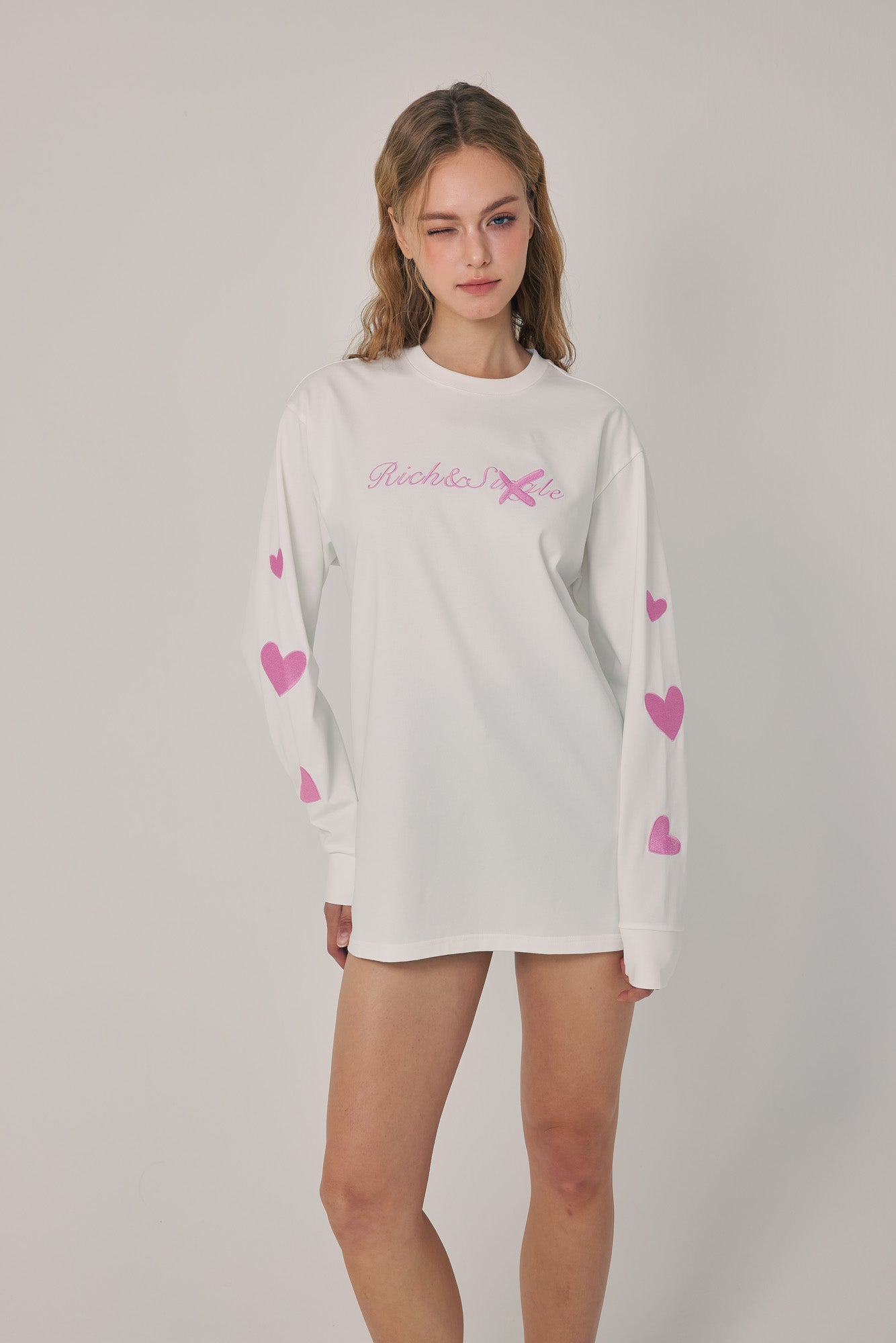 Rich & Single Signature Chic Tee
