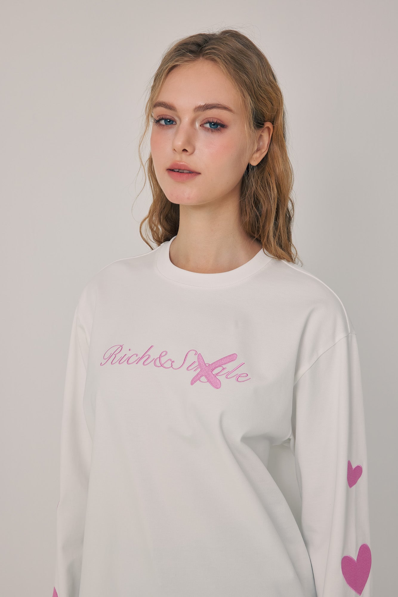 Rich & Single Signature Chic Tee