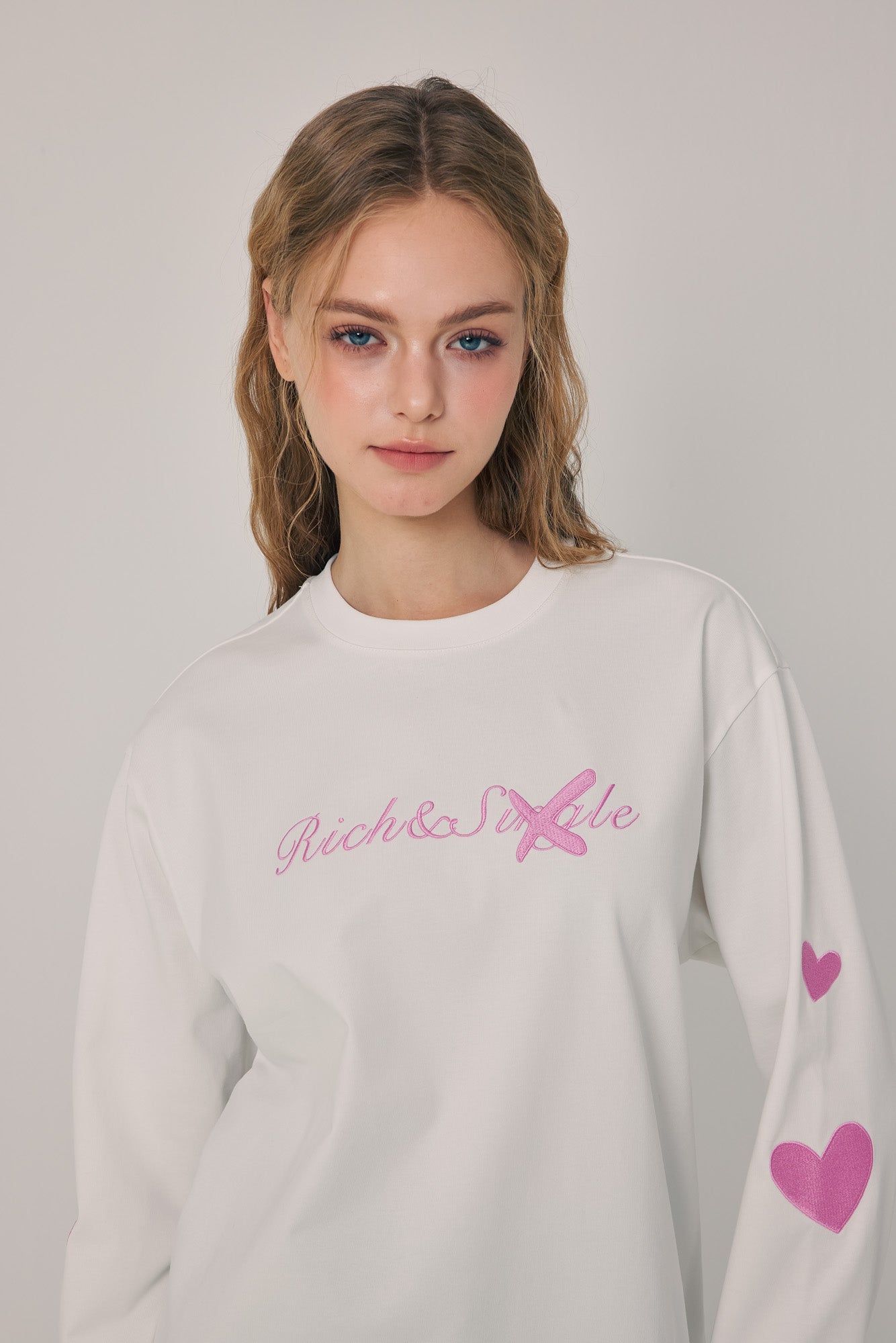 Rich & Single Signature Chic Tee