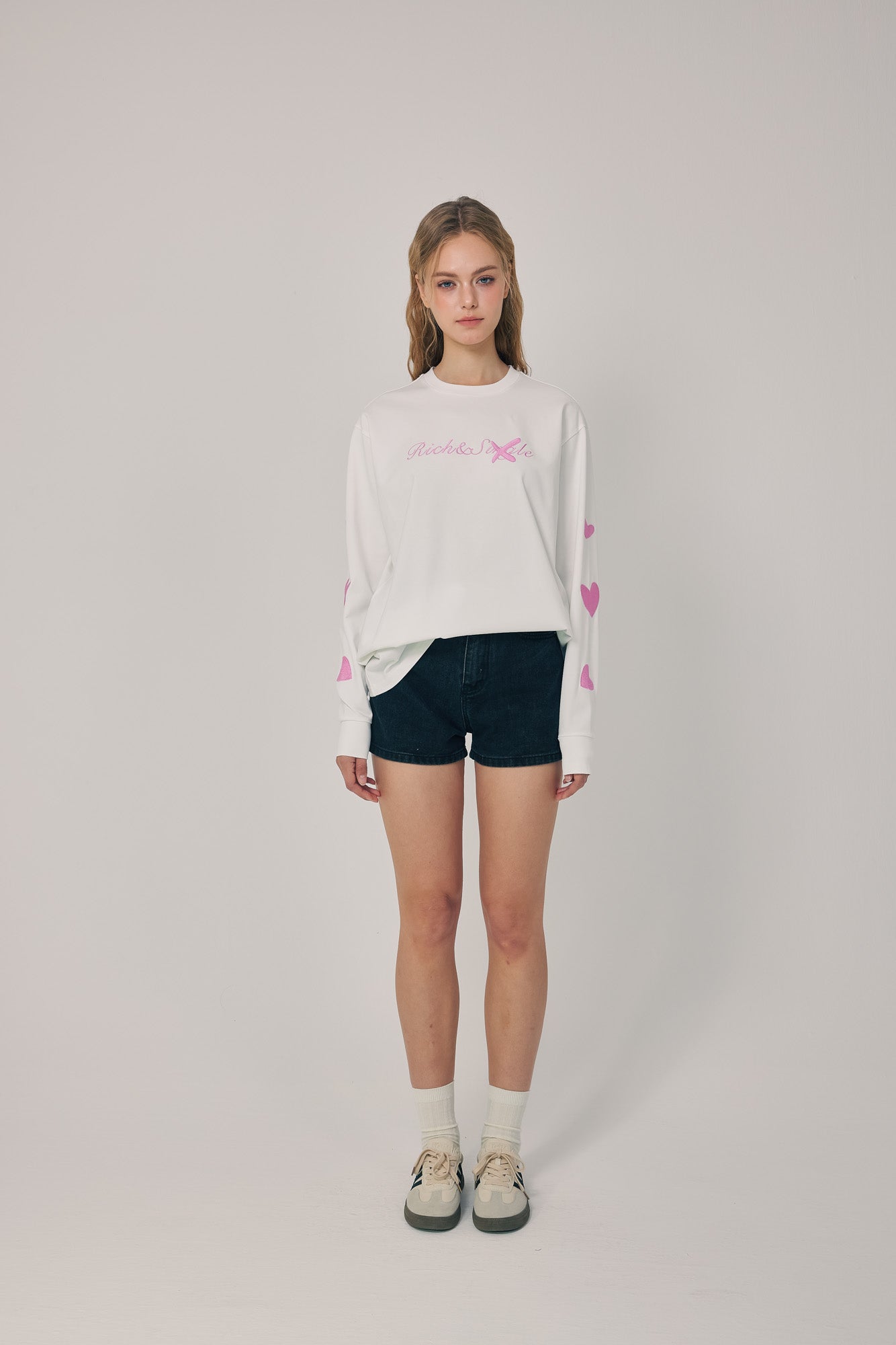 Rich & Single Signature Chic Tee