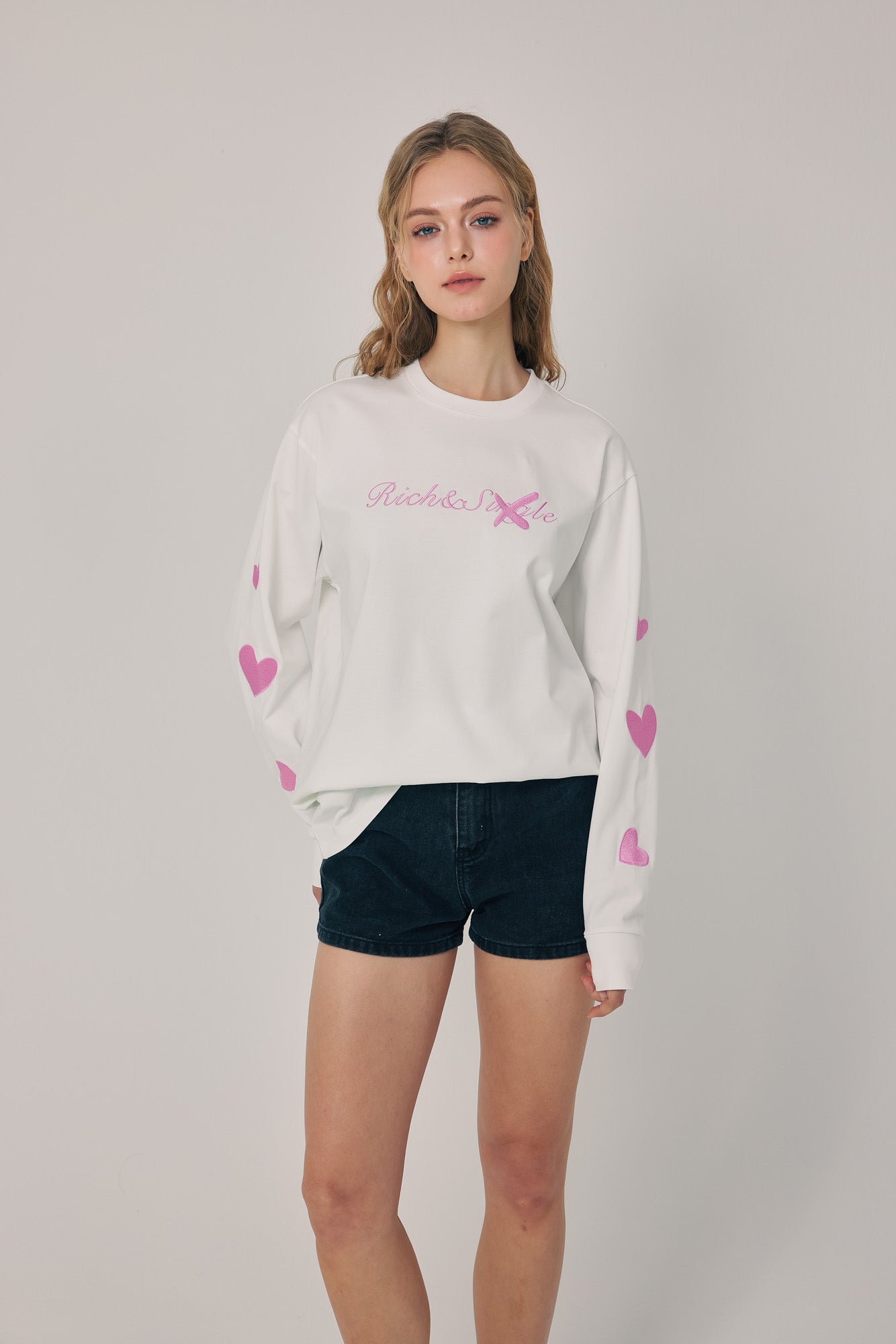 Rich & Single Signature Chic Tee