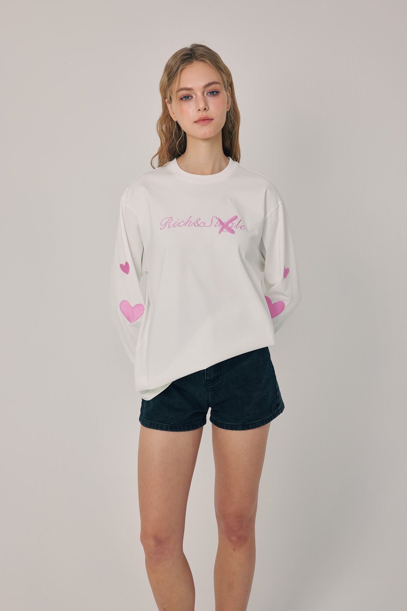 Rich & Single Signature Chic Tee