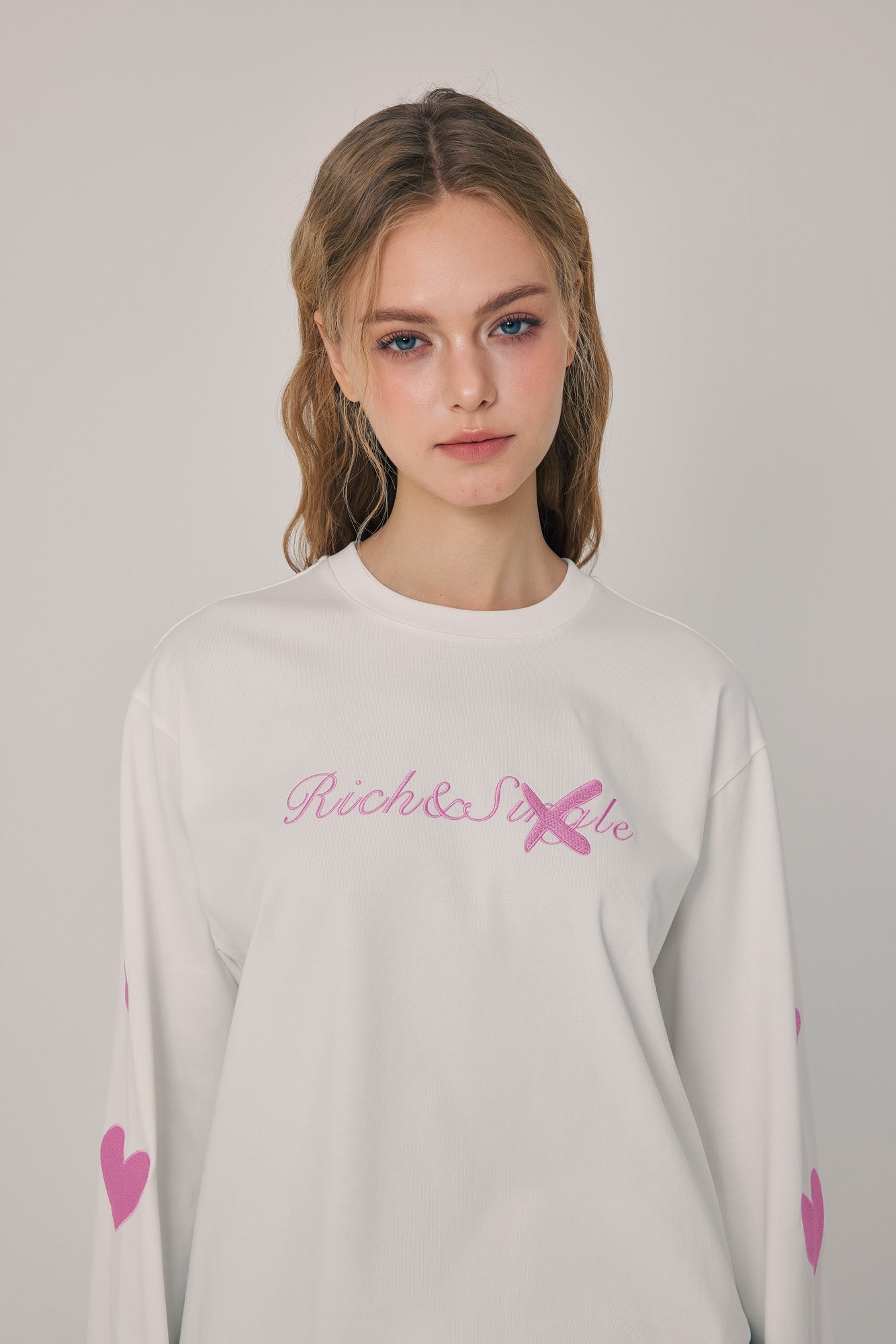Rich & Single Signature Chic Tee