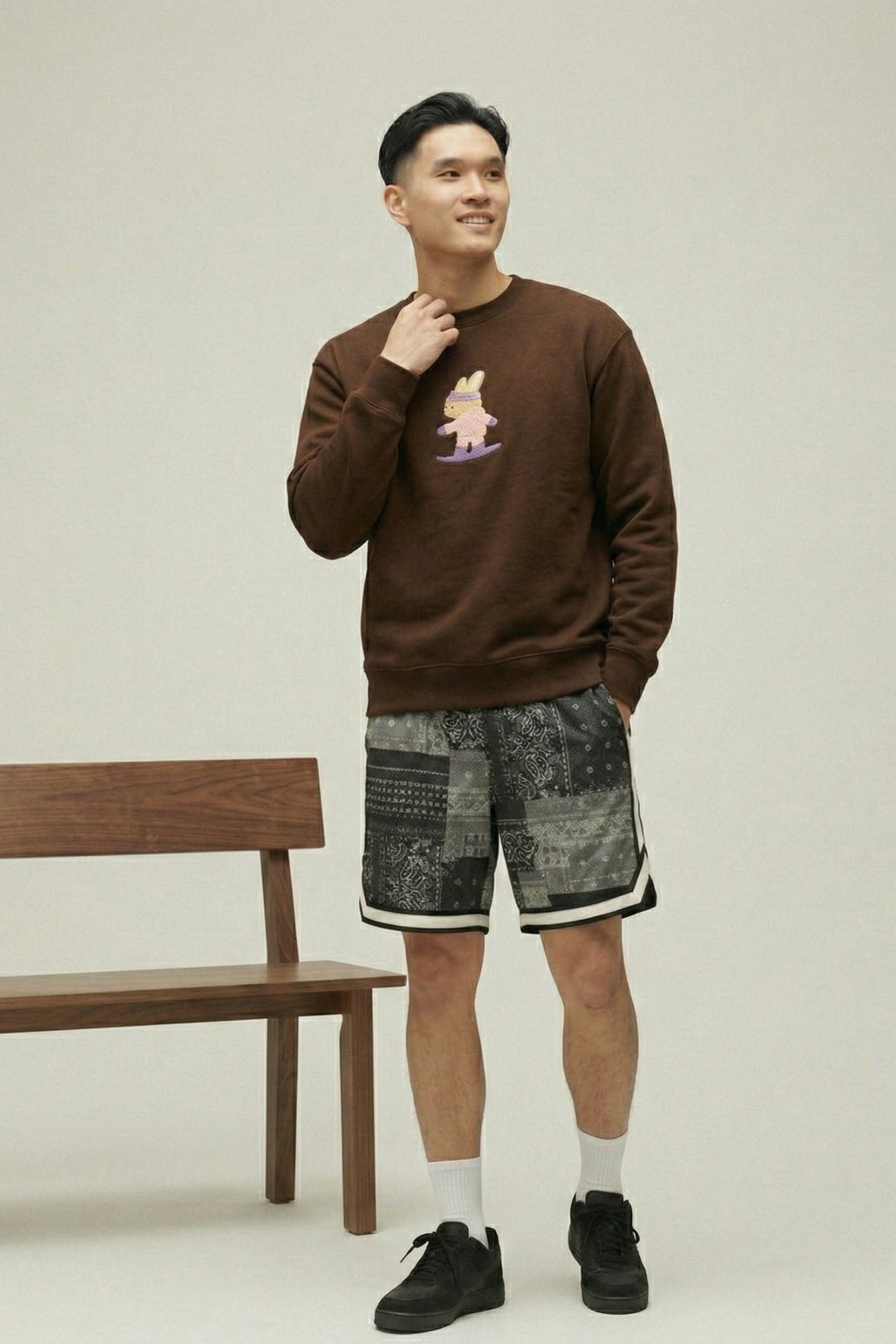 Men's Amoo Snowboard Bunny Crewneck