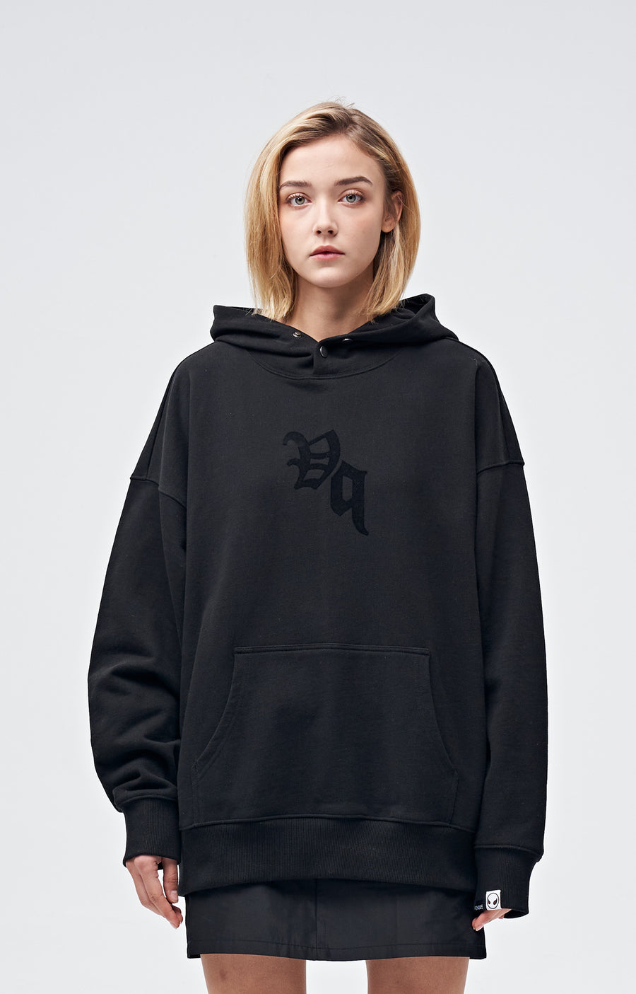 90s Vintage Two Seasons Hoodie Black
